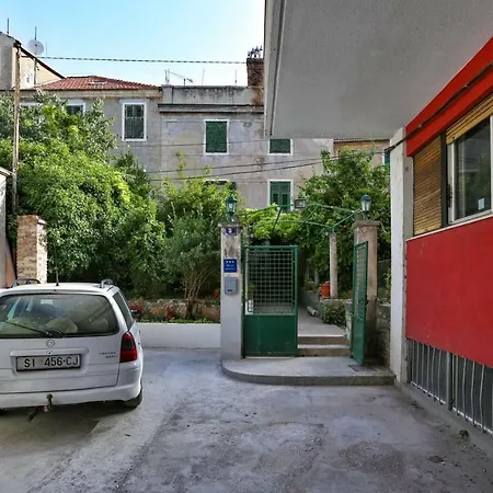 Terrace - Free Parking, Brand New Daire *