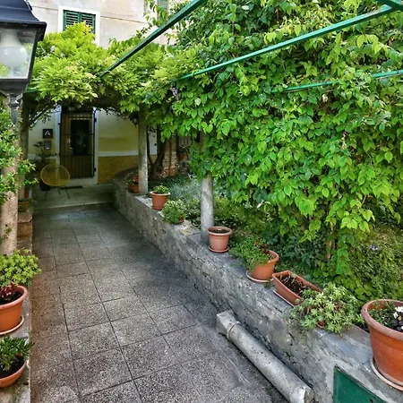 Terrace - Free Parking, Brand New Daire *